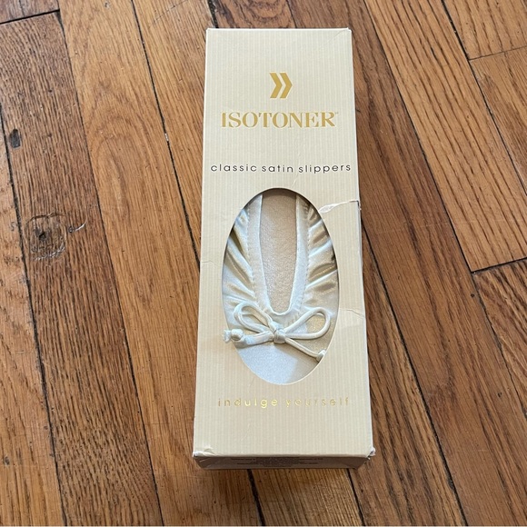 Isotoner Satin Slippers, New in Box - Picture 2 of 7